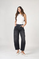 Jeans Barrel ( Cropped ) "Livia"